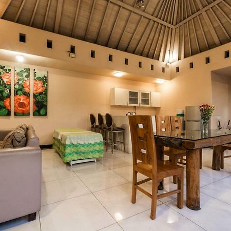 Kamuela Villas Seminyak מראה חיצוני תמונה