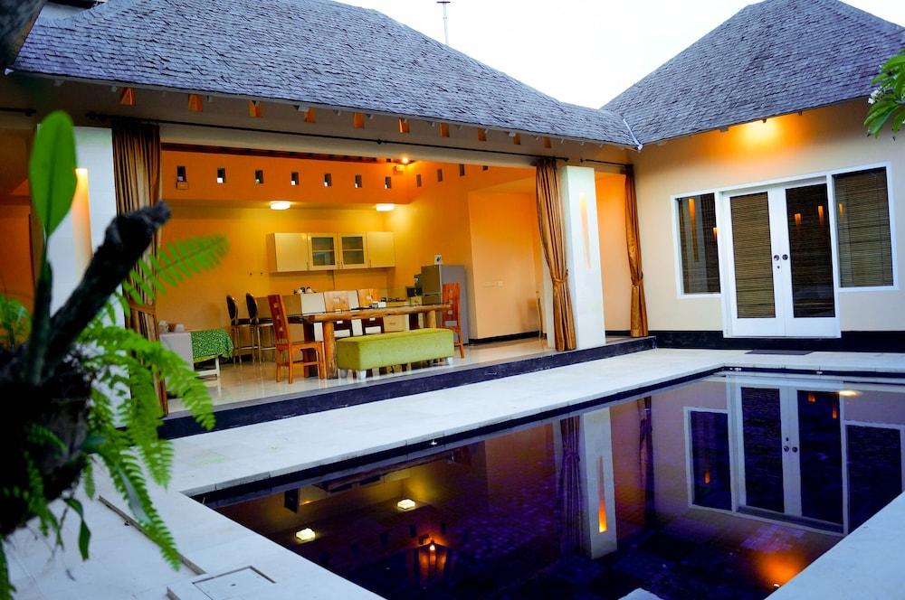 Kamuela Villas Seminyak מראה חיצוני תמונה