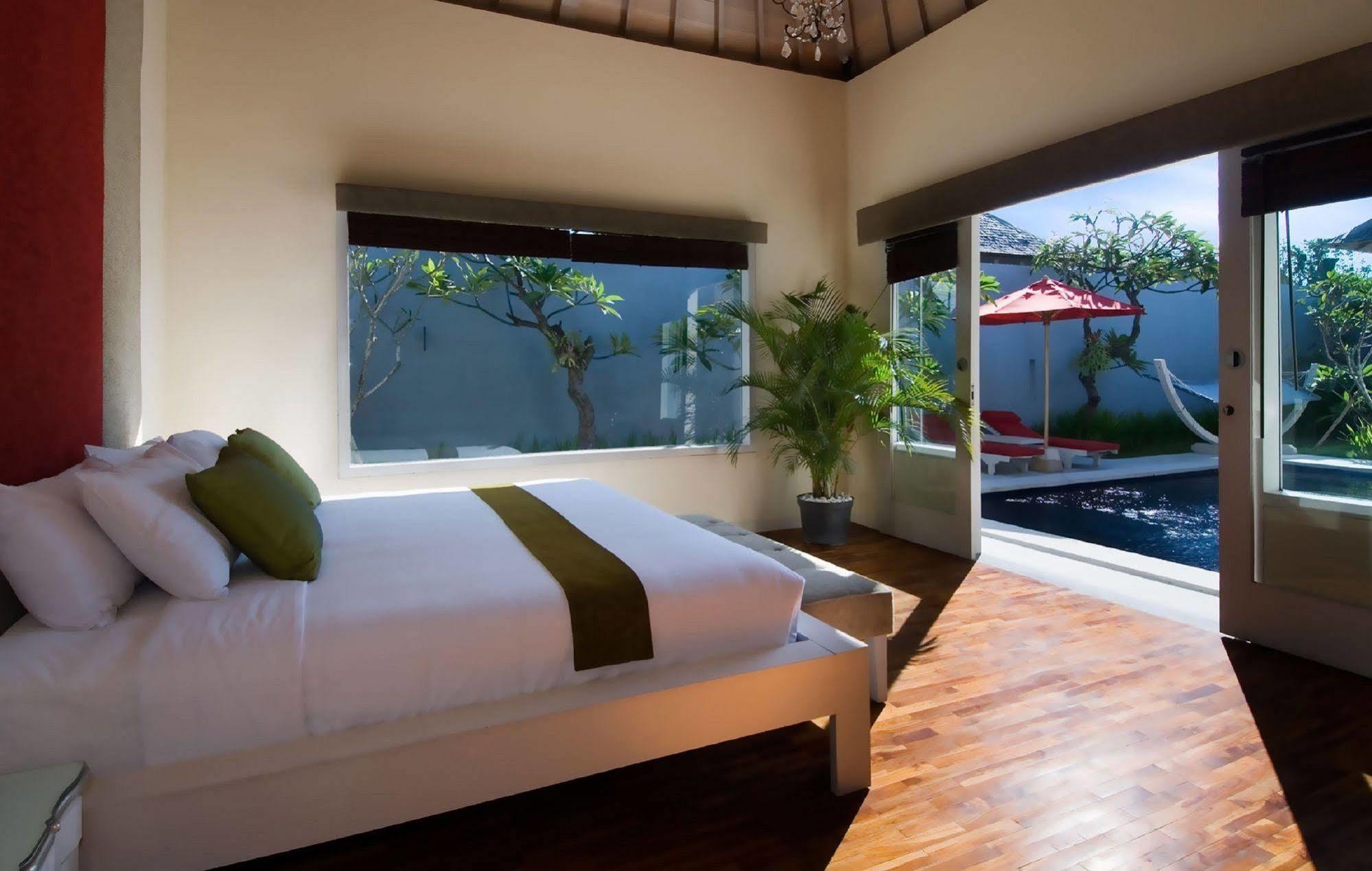 Kamuela Villas Seminyak מראה חיצוני תמונה